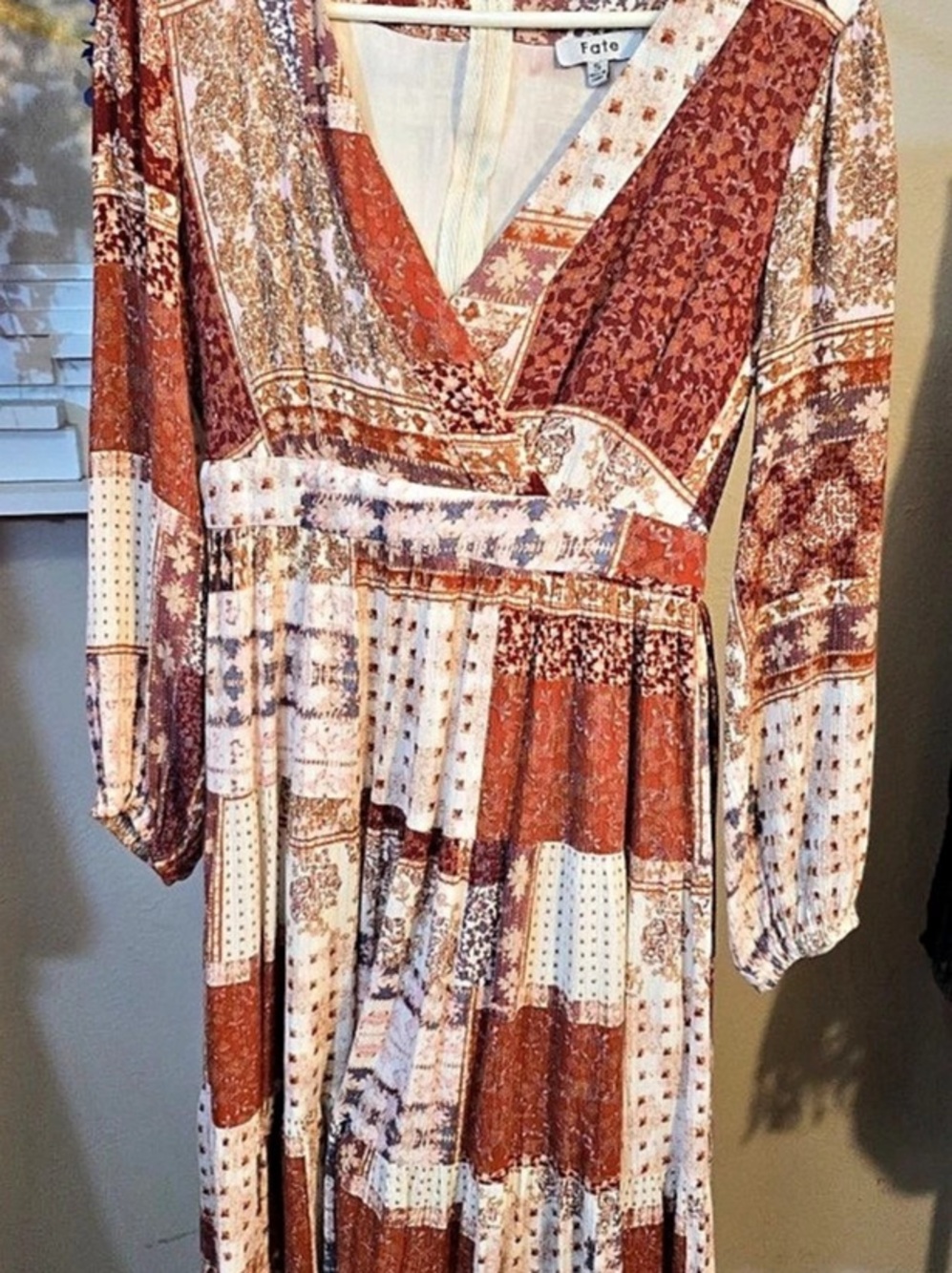 Fate Printed Midi Dress Size Small Like New